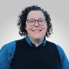 Headshot of ACNC Assistant Commissioner, Cate Bennett