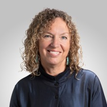 Headshot of ACNC Advisory Board Chair Sarah Davies AM